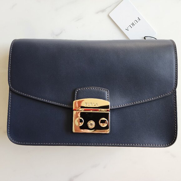 NWT Furla Metropolis Shoulder Bag (#8)👜 - Picture 1 of 12